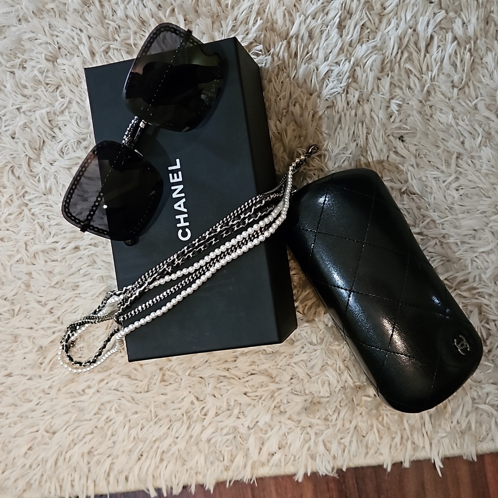 CHANEL Square Sunglasses